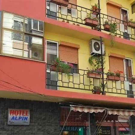 酒店 Alpin 地拉那